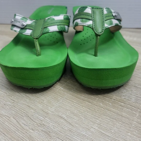 Coach Brand. Jade Print Dot Wedges. Womens Size 8.5 - Picture 6 of 14